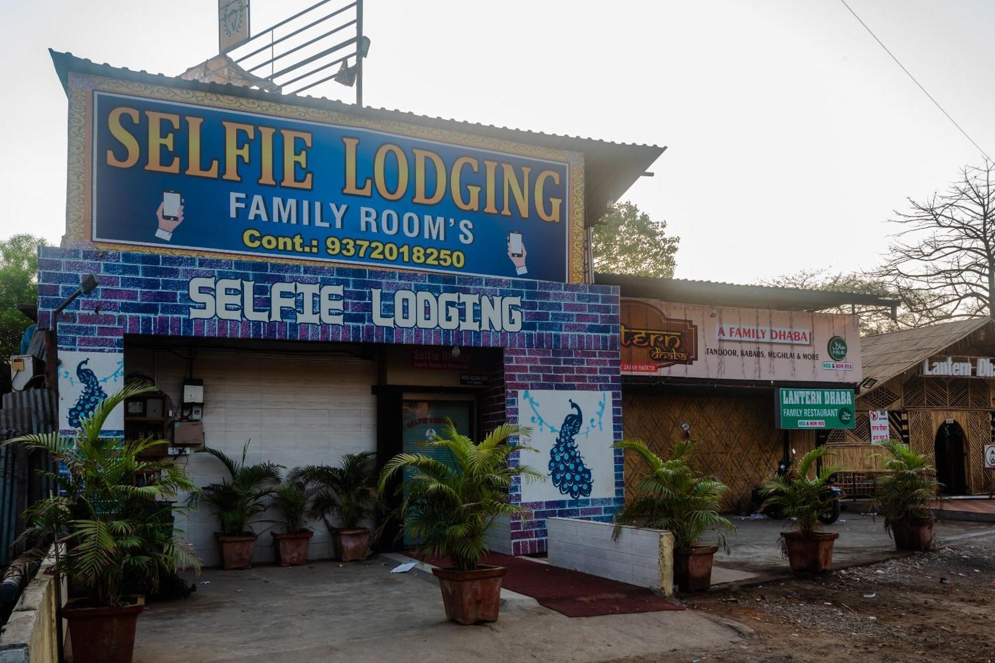 OYO 37530 Selfie Dhaba Sasupāda Exterior foto